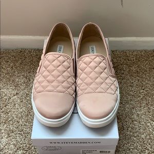 Steve Madden Sneakers